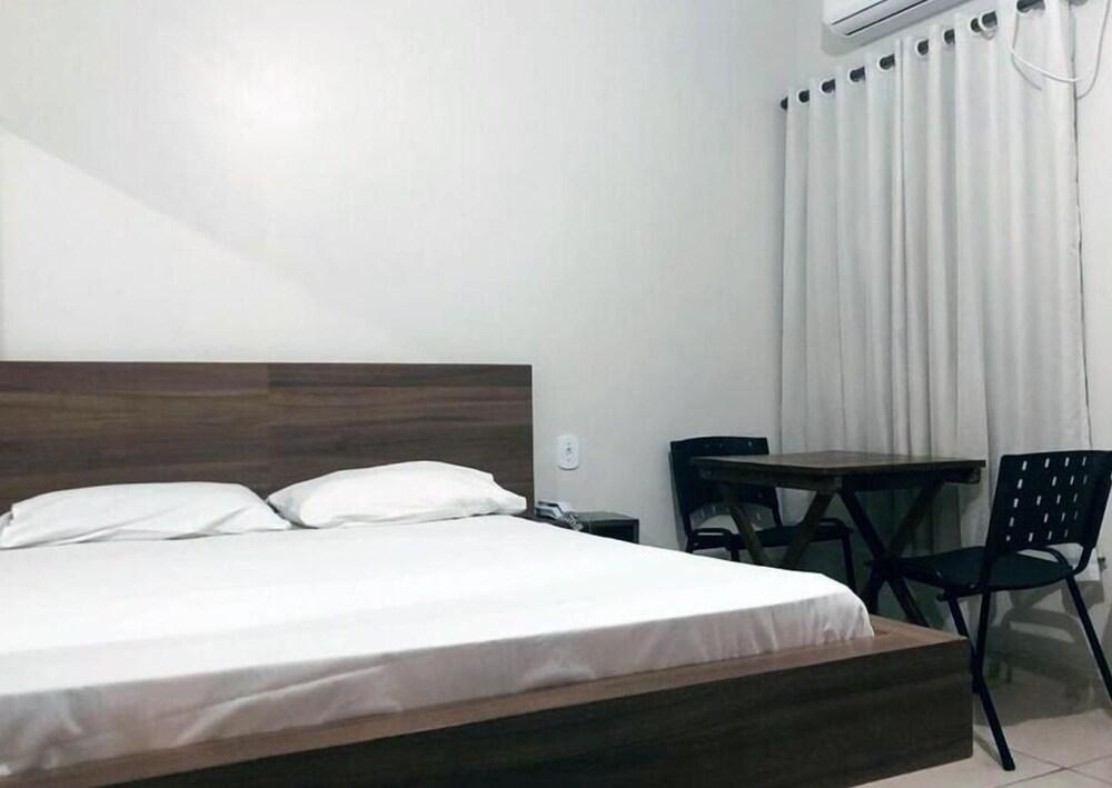 Dok Brasilia Hotel Unidade Aguas Claras Тагуатінга Екстер'єр фото