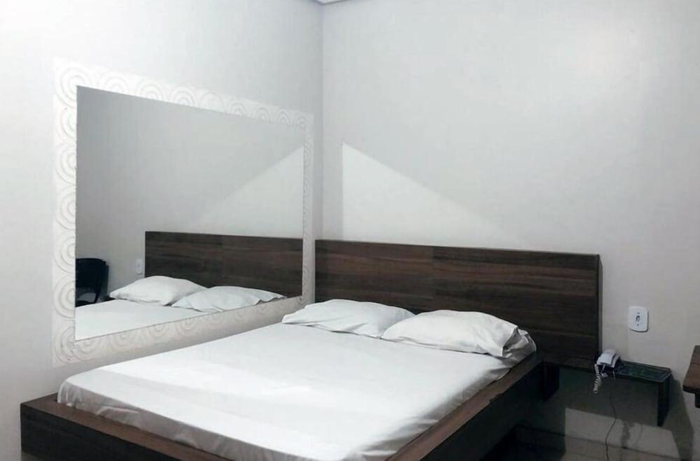 Dok Brasilia Hotel Unidade Aguas Claras Тагуатінга Екстер'єр фото