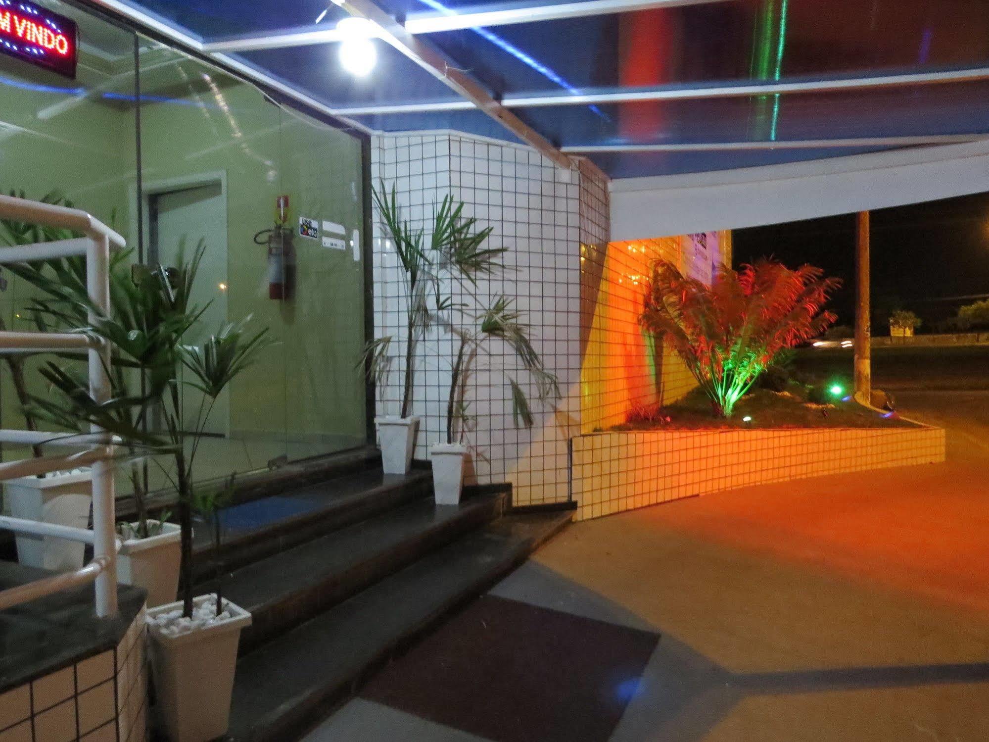 Dok Brasilia Hotel Unidade Aguas Claras Тагуатінга Екстер'єр фото