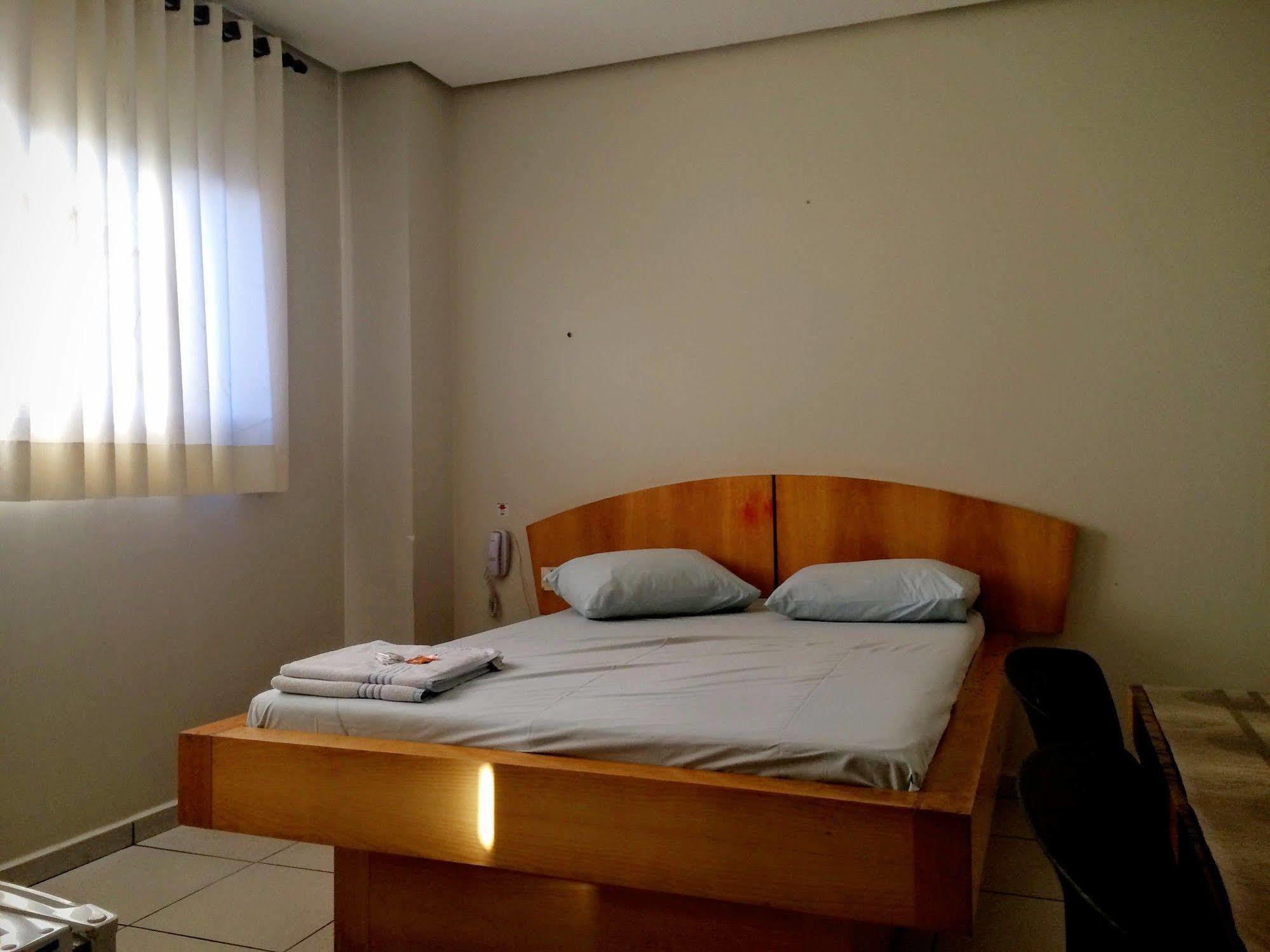 Dok Brasilia Hotel Unidade Aguas Claras Тагуатінга Екстер'єр фото